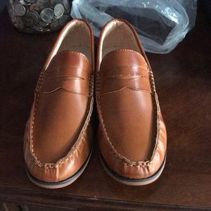 Men’s dress shoes